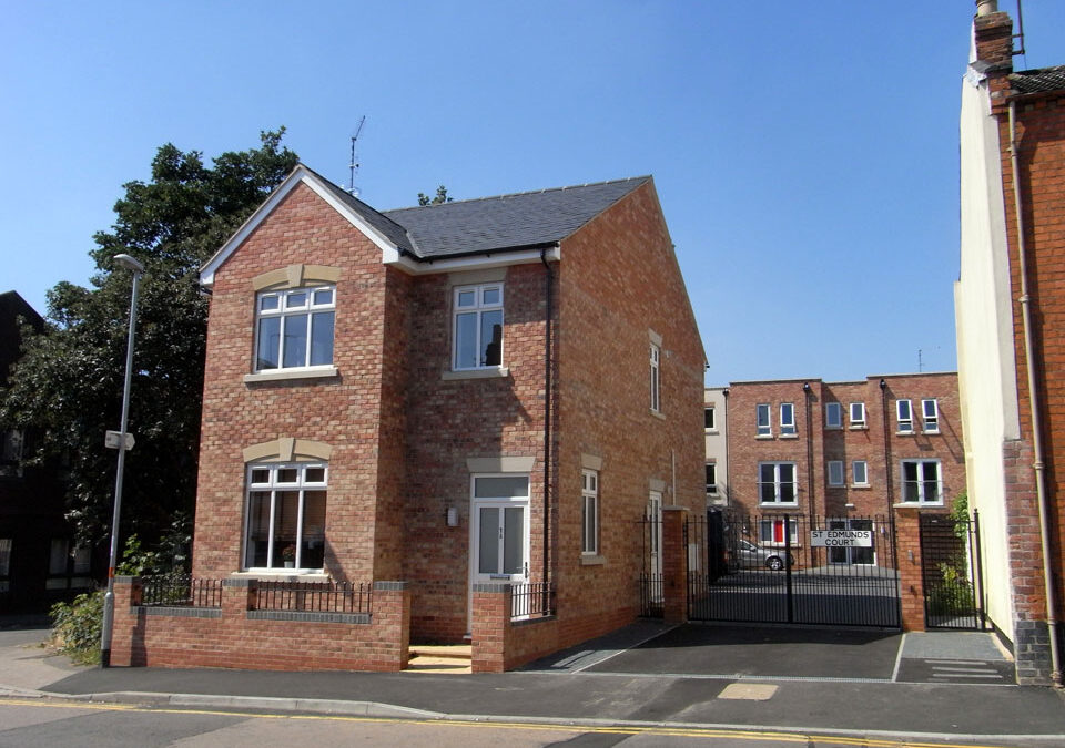 Development of 14 Flats: Northampton